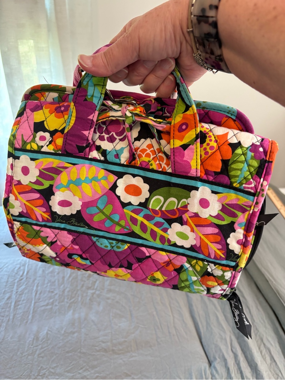 Vera Bradley Ultimate Travel
Case in(Retired) Va Va Bloom. - Picture 8 of 12